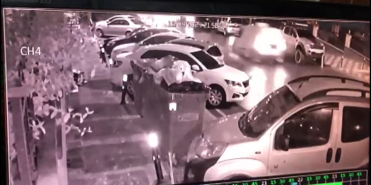 İstanbul- Sürücüsünün Fren Yerine Gaza Bastığı Hafif Ticari Araç, 14 Araca Çarptı