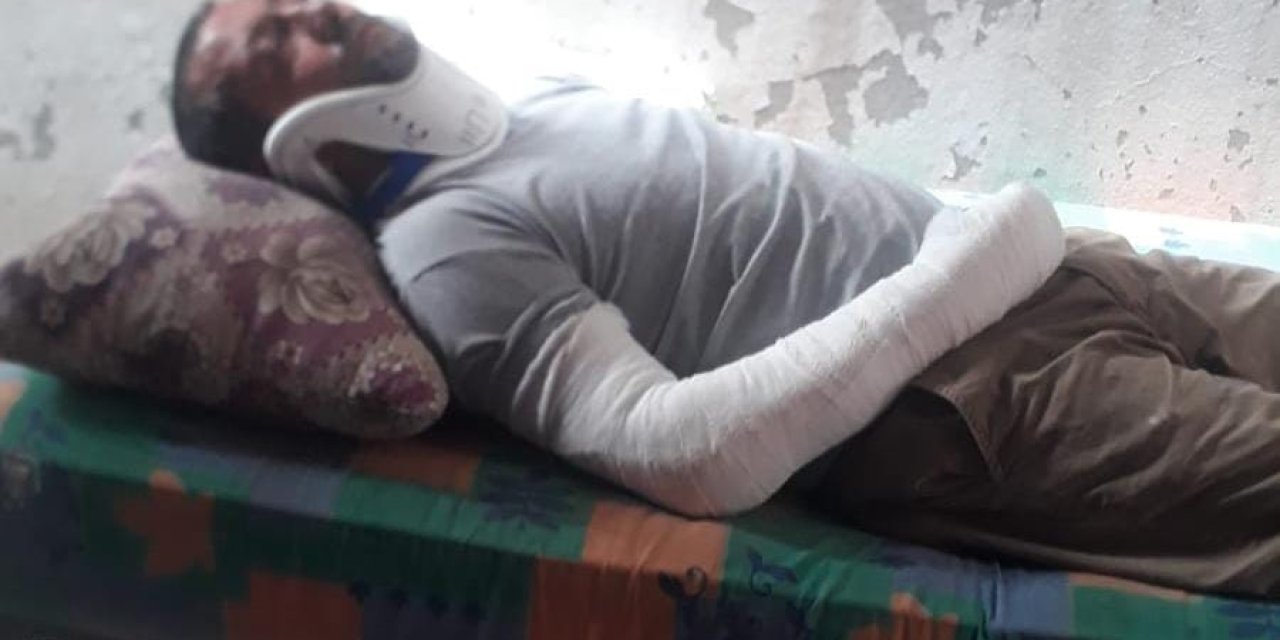 'Böyle Yürüyemezsin' Deyip, Hastanelik Ettiler