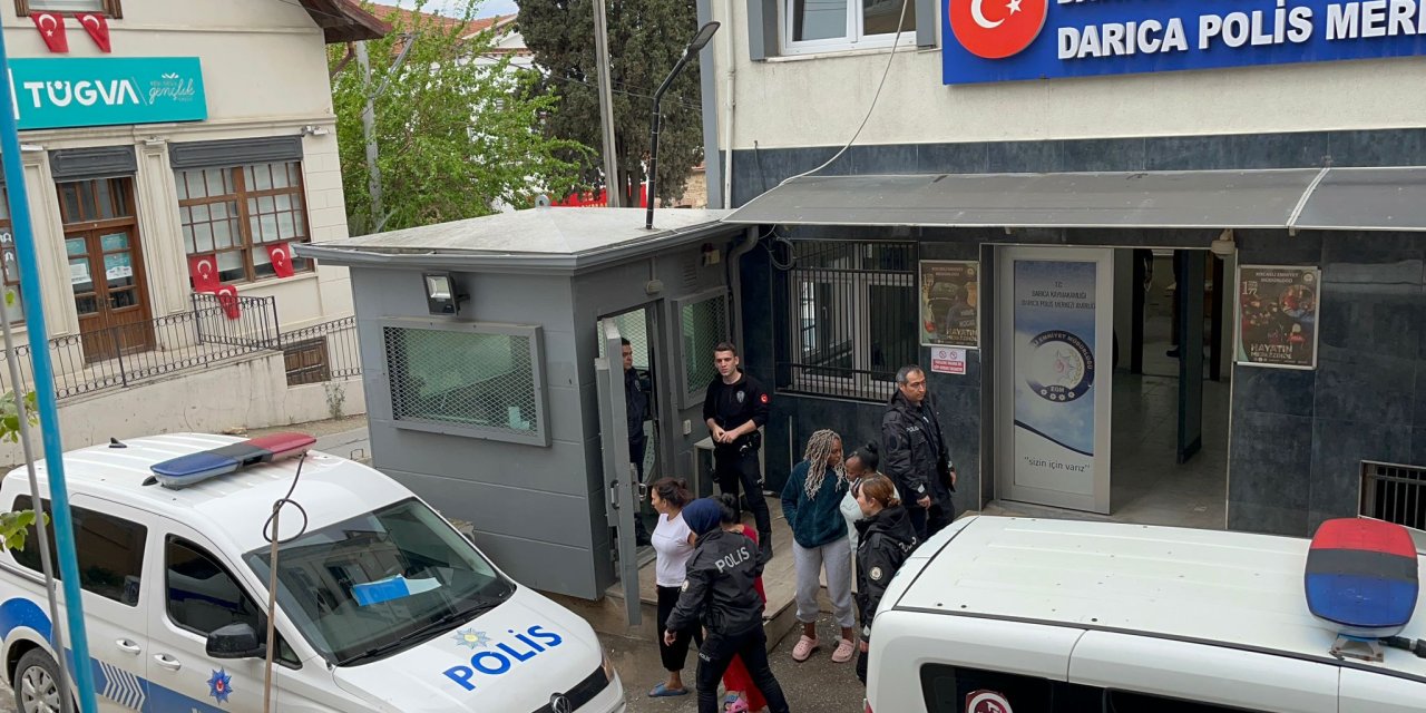 Masaj Salonuna Fuhuş Baskını