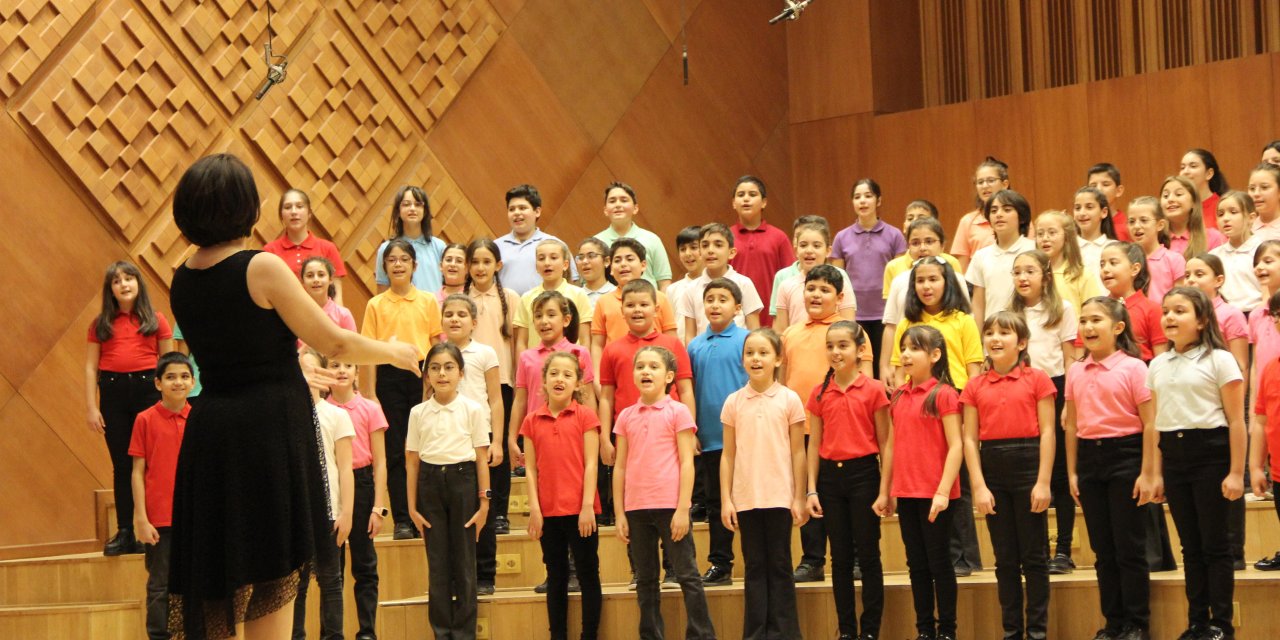 Devlet Çoksesli Çocuk Korosu'ndan 23 Nisan Konseri