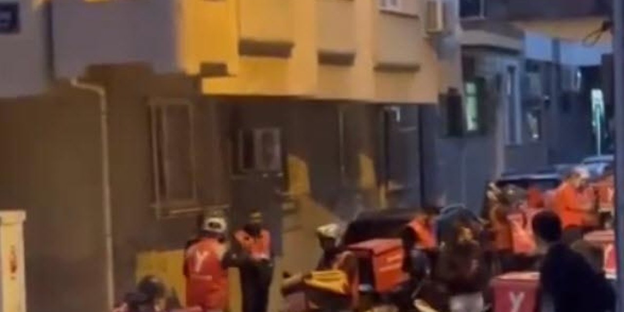 Ayrıldığı Kız Arkadaşının Evine Çok Sayıda Yemek Siparişi Verdi; O Anlar Kamerada
