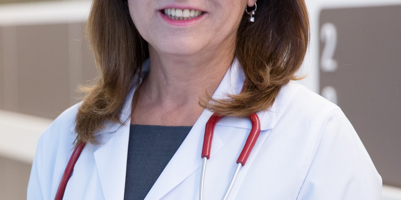 "Alerjik Çocuklar, Polenlerin Yoğun Olduğu Saatlerde Dışarıya Çıkmamalı"