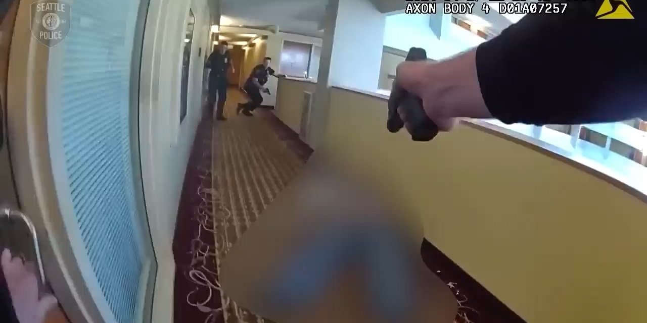 Abd’de Polis, Silah Çeken ‘Pedofili’ Şüphelisini Vurdu