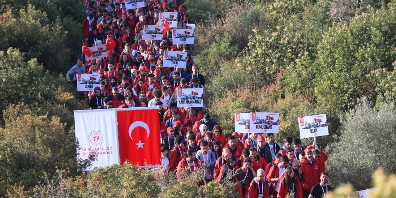 Gençlik Ve Spor Bakanlığı’ndan 57'nci Alay’a Vefa Yürüyüşü