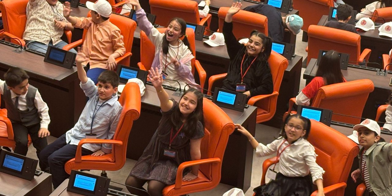 Tbmm Başkanı Kurtulmuş: Milli Mücadelenin Kararlılık Gerektirdiğini Öncü Nesilden Öğrenmiş Bulunuyoruz (3)