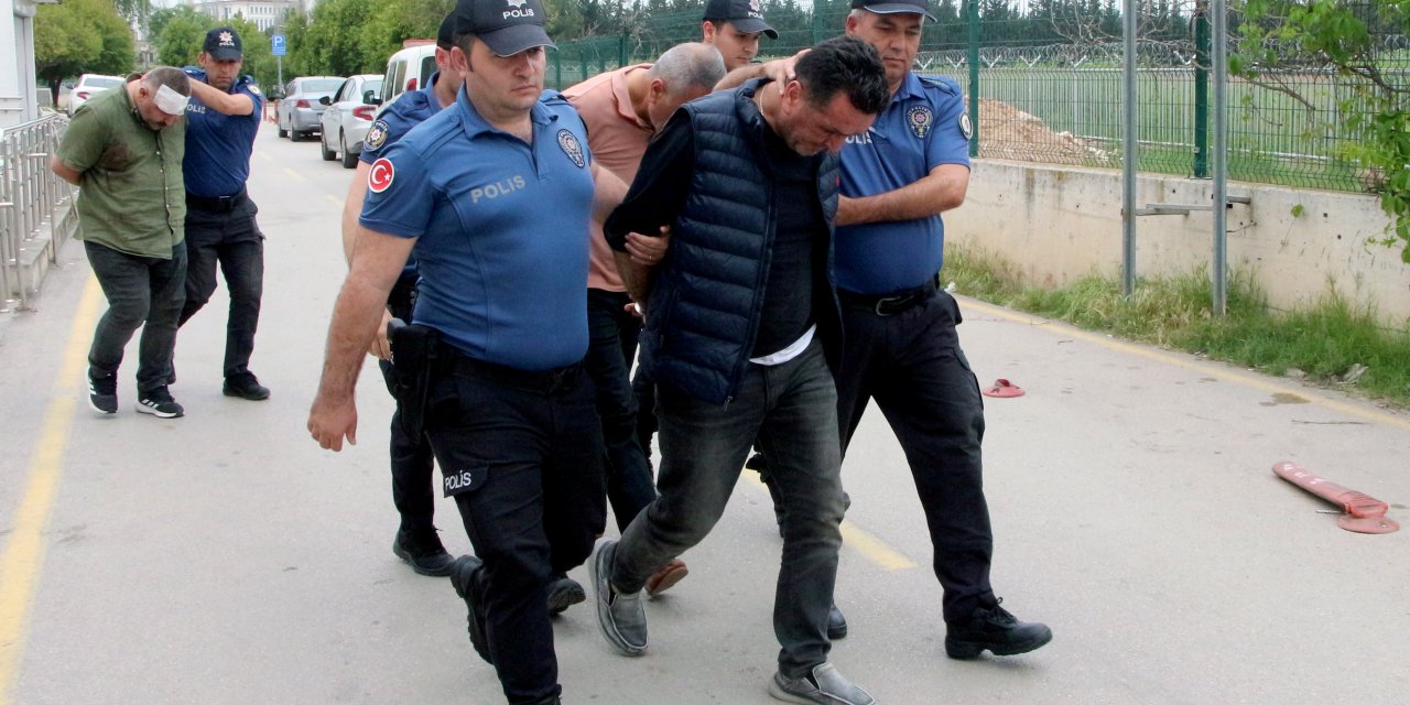Polise Tabanca Çekip, Tehdit Eden Belediye Müdürü: Koltukta Uyuyordum, Biber Gazını Yiyince Uyandım