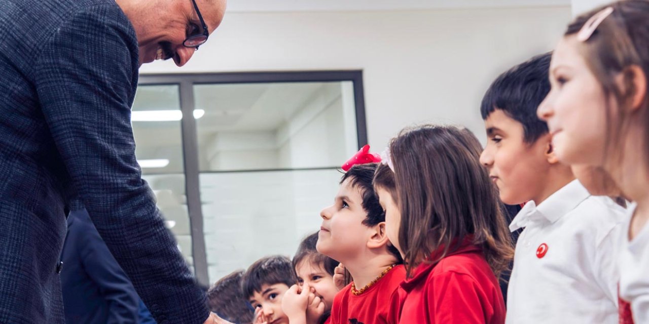 Çocuklar, Mektup Ve Resimle Mit'i Anlattı