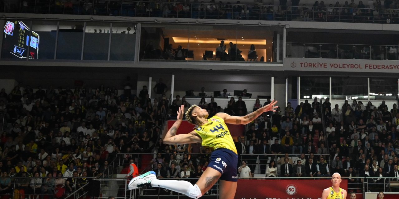 Sultanlar Ligi'nde En Yüksek Smaç 3.1 Metre, En Uzun Ralli 23,50 Saniye