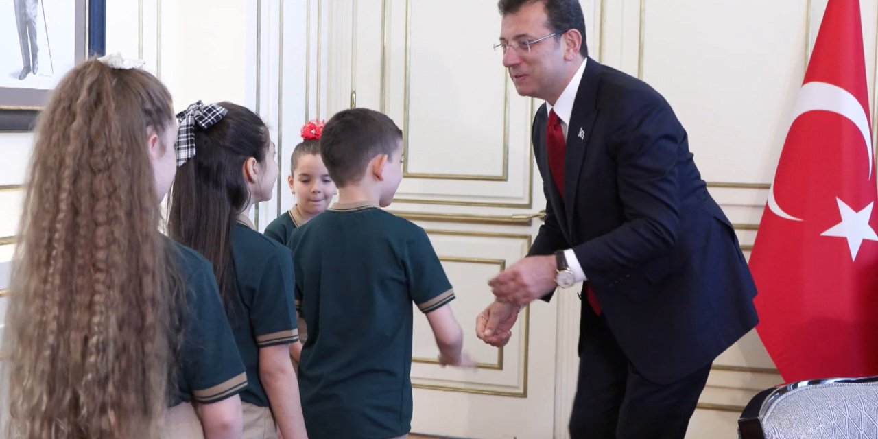 İstanbul- İmamoğlu Koltuğunu 3'üncü Sınıf Öğrencisi Ali Selim'e Devretti