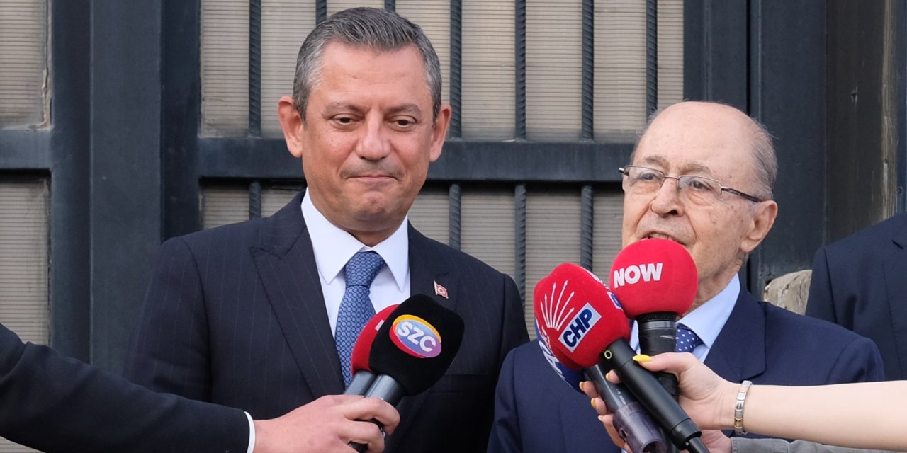 Özel, Eski Cumhurbaşkanı Sezer'i Ziyaret Etti