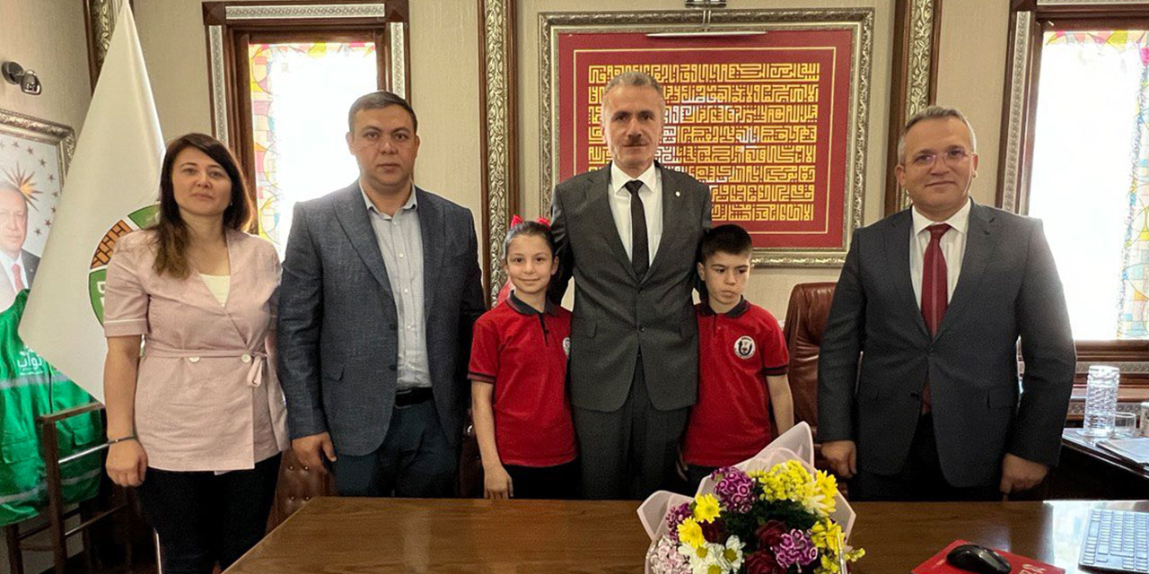 Başkanvekili Yavaş Makam Koltuğunu Çocuklara Devretti!