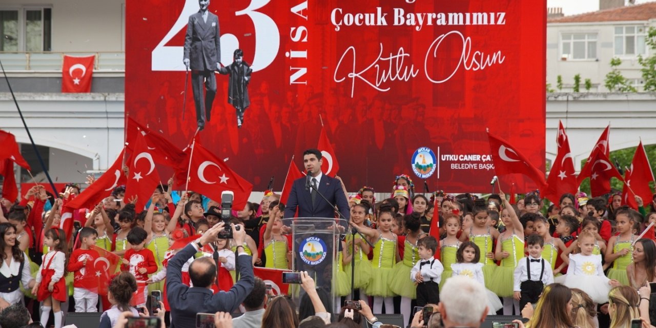 Avcılar'da 23 Nisan Coşkuyla Kutlandı