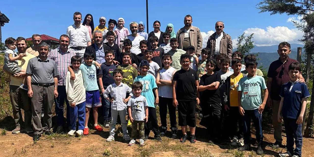 Rize'de Genç Muhafız Adayları Isırlık Tabiat Parkında Buluştu