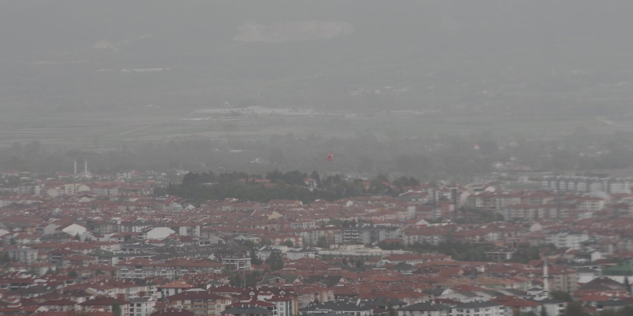 Bolu’da Gökyüzünü Toz Bulutu Kapladı
