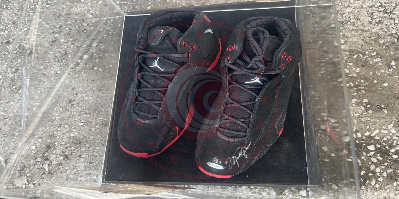 Ticaret Bakanlığı’ndan Satılık Michael Jordan İmzalı Ayakkabı