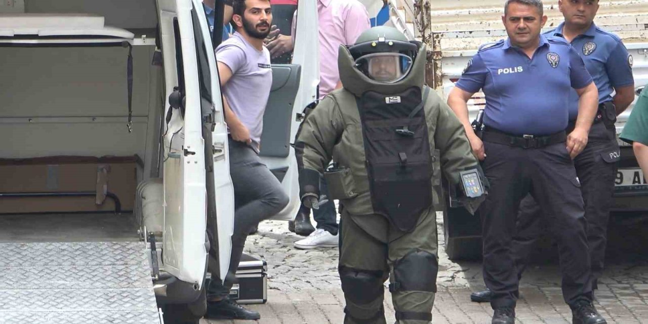 Gümüşhane’de şüpheli çanta alarmı