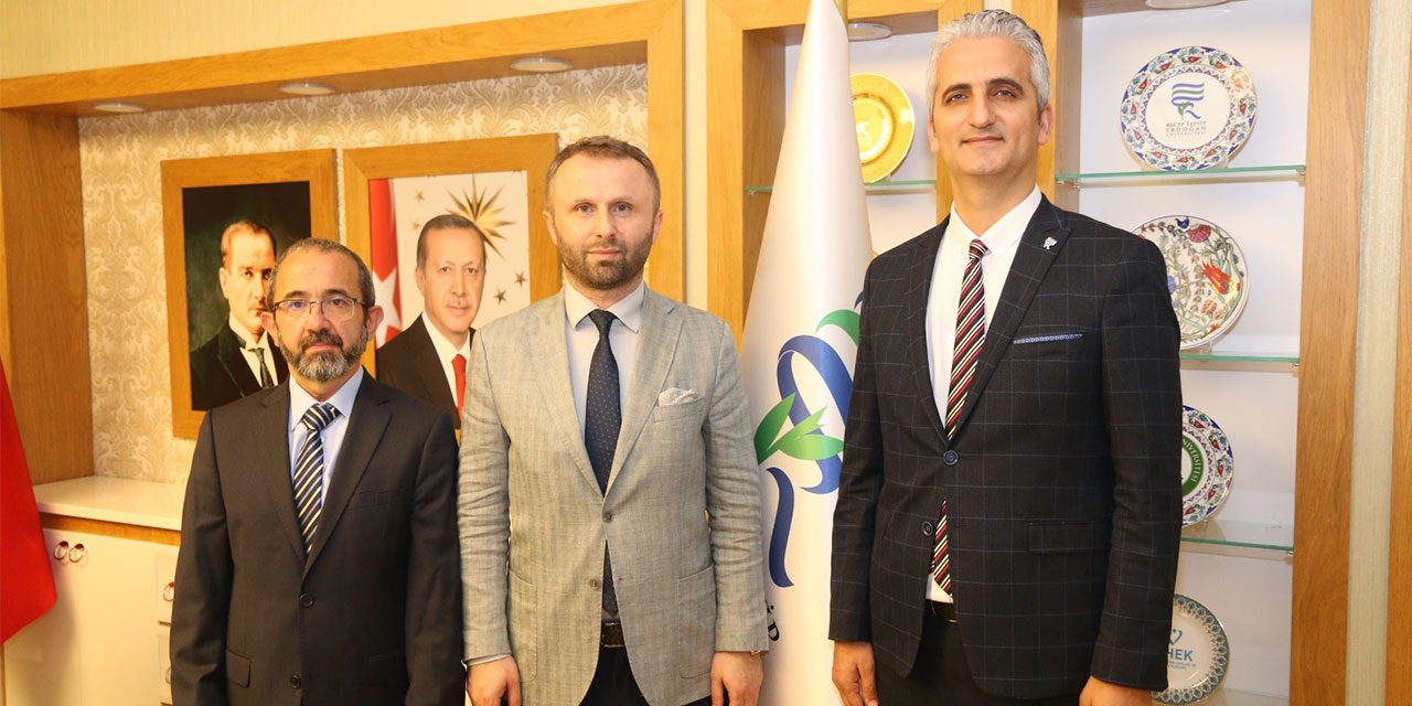 RTEÜ Fındıklı Uygulamalı Bilimler Yüksekokulunda Devir Teslim Töreni