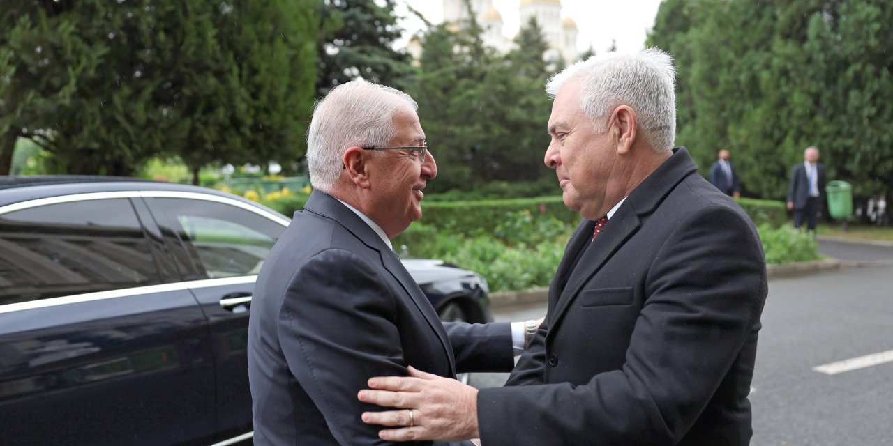 Bakan Güler, Romanyalı Mevkidaşı Tilvar İle Görüştü