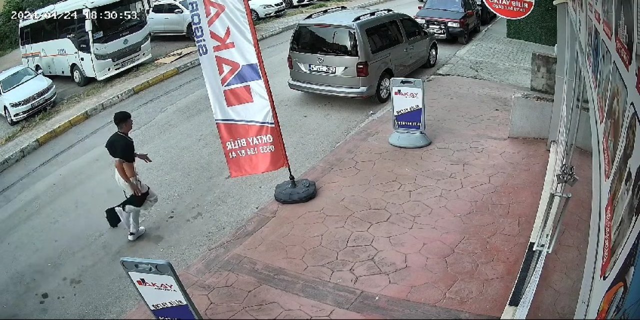 Motosikletini Çaldığını İddia Ettiği Kişiye Pompalı Tüfekle Ateş Açtı