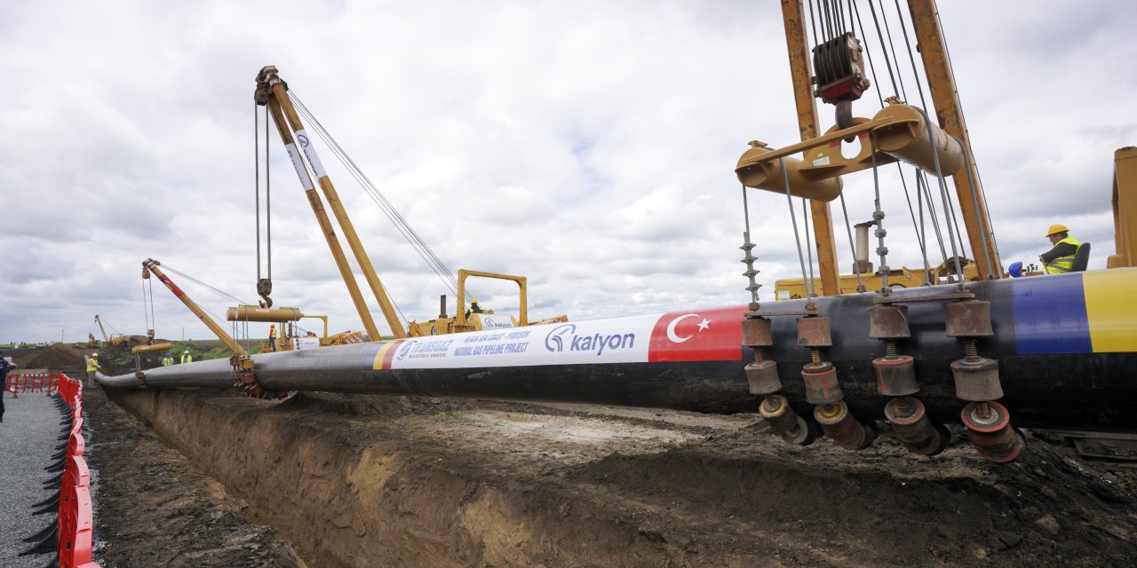 Kalyon Holding'in Romanya'daki Projesi İçin Boru İndirme Töreni