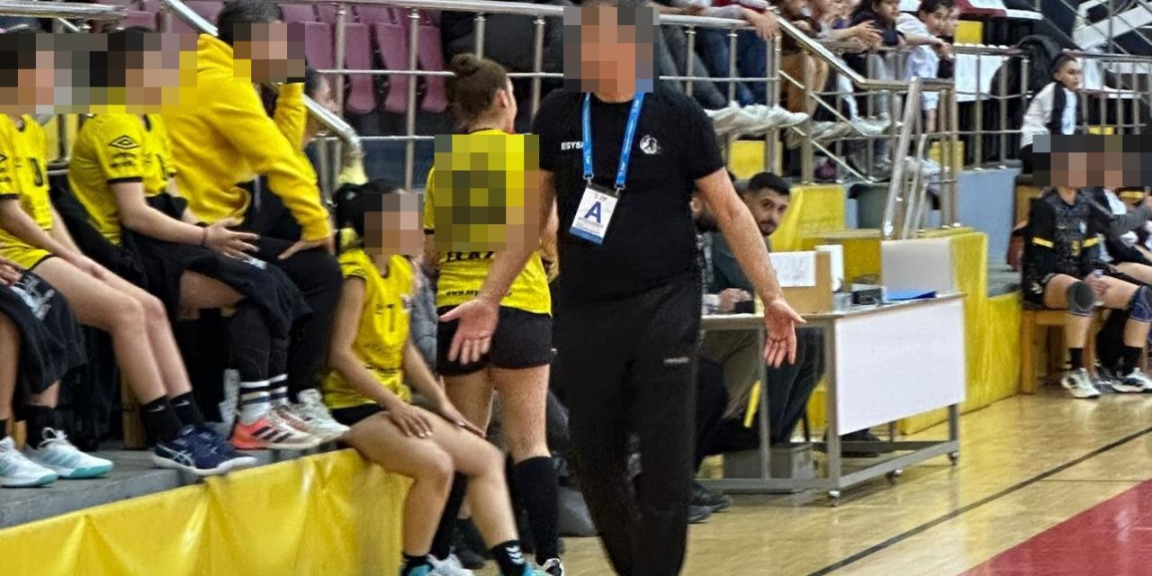 Elazığ'da 3 Kız Öğrencisini Taciz Eden Öğretmen, Tutuklandı