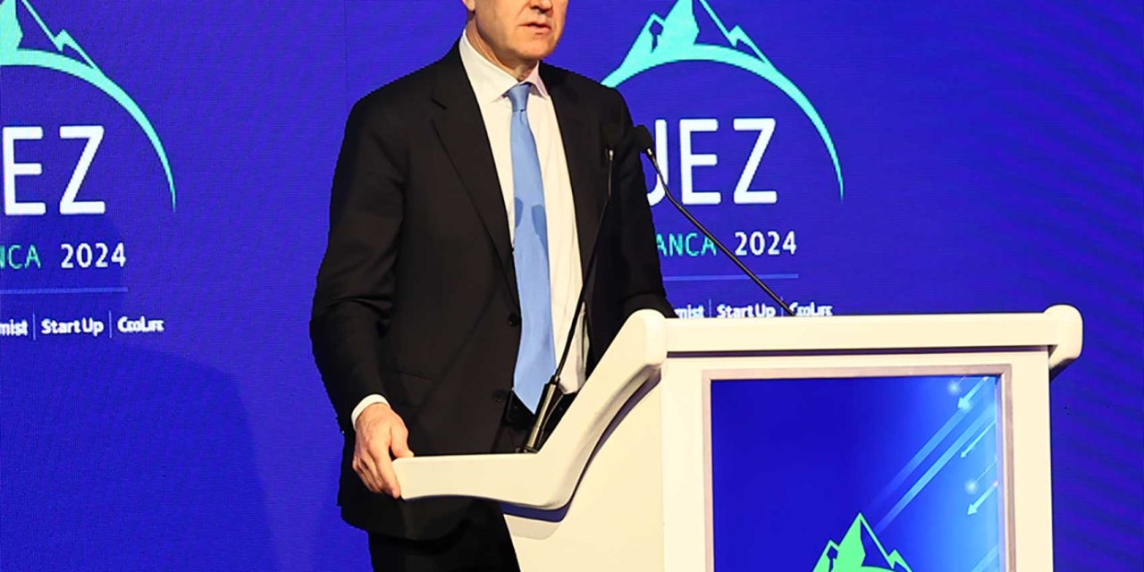 Eski İsveç Başbakanı Reinfeldt: Küresel Yönetişime İhtiyacımız Var