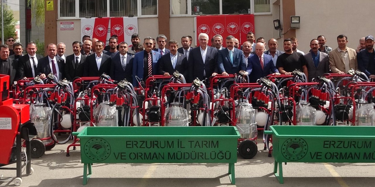 Ak Parti'li Fırat: Kimse Köylere Kız Vermek İstemiyor, Evlenenler De Şehir Merkezi Şartıyla Evleniyor