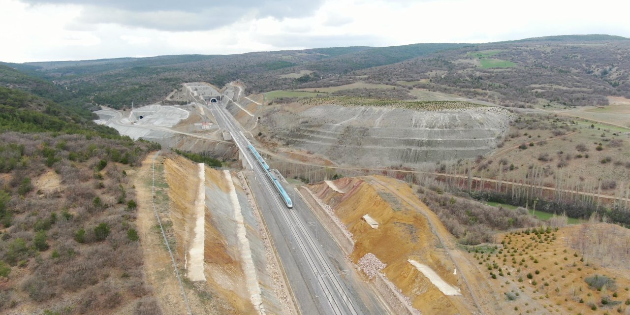 Ankara-sivas Yht Hattında 1 Yılda 1 Milyon Kişi Seyahat Etti