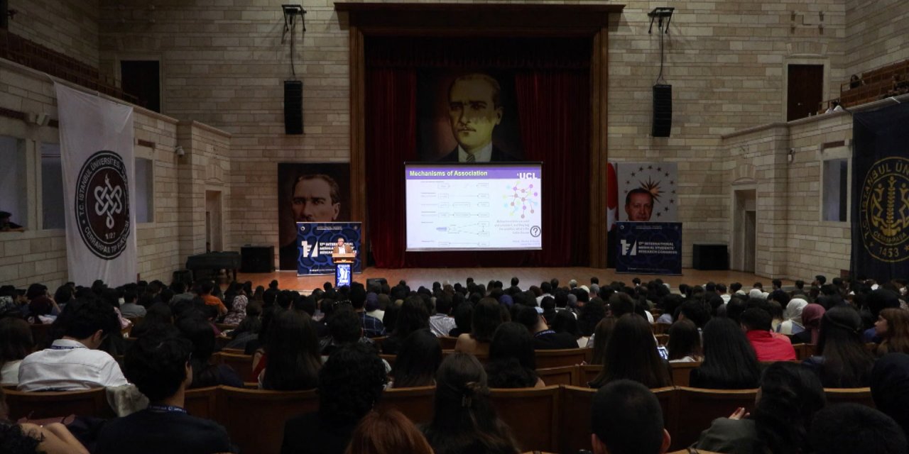 İstanbul- Uluslararası Tıp Öğrencileri Araştırmaları Kongresi Cerrahpaşa Tıp Fakültesi Ev Sahipliğinde Gerçekleştirildi