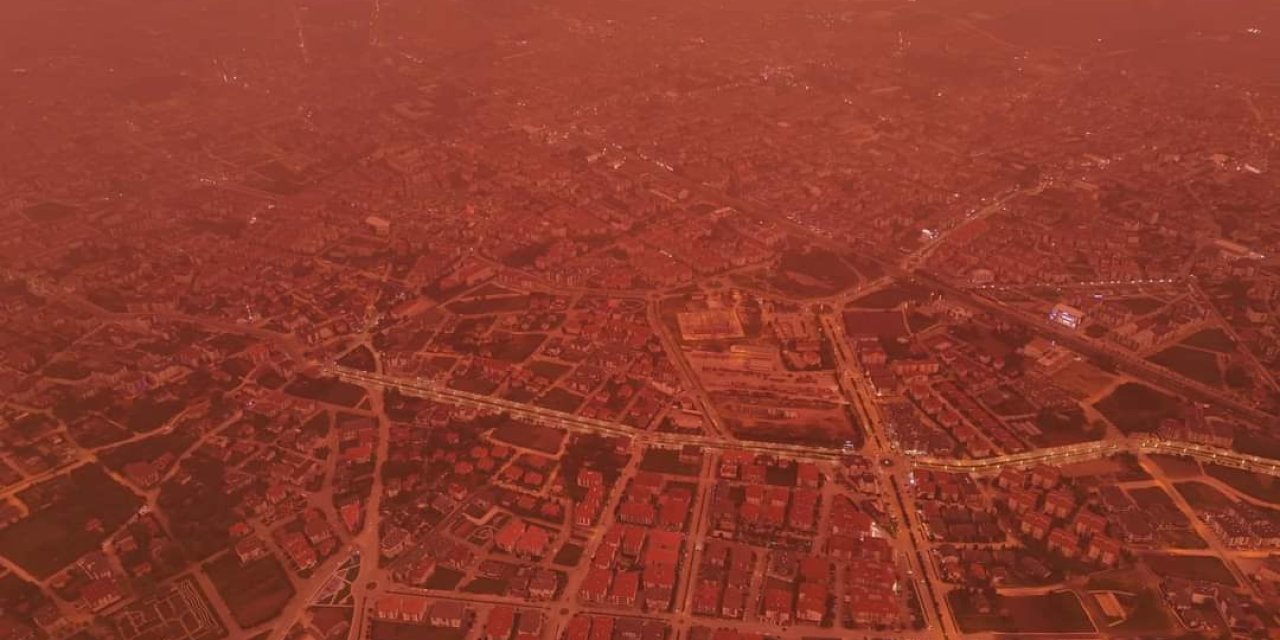 Bolu'da Toz Taşınımı Etkisi; Gökyüzü Kırmızıya Büründü
