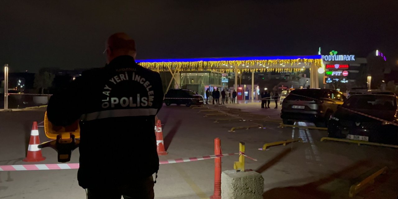 Bursa'da, Gece Kulübünde Tartıştığı Kişiyi Tabancayla Vurdu