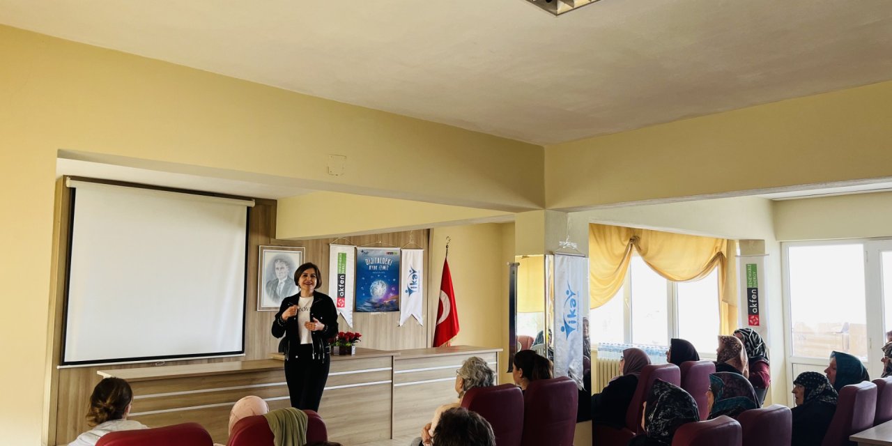 Tikav'dan ‘Dijital Ayak İzimiz’ Projesiyle Kırsaldaki Kadınların Eğitimine Destek