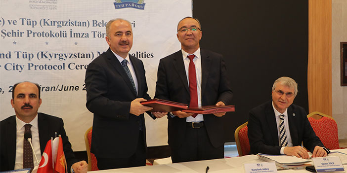 Türkiye ve Kırgızistan Cumhurbaşkanlarının Memleketleri Kardeş Şehir Oldu