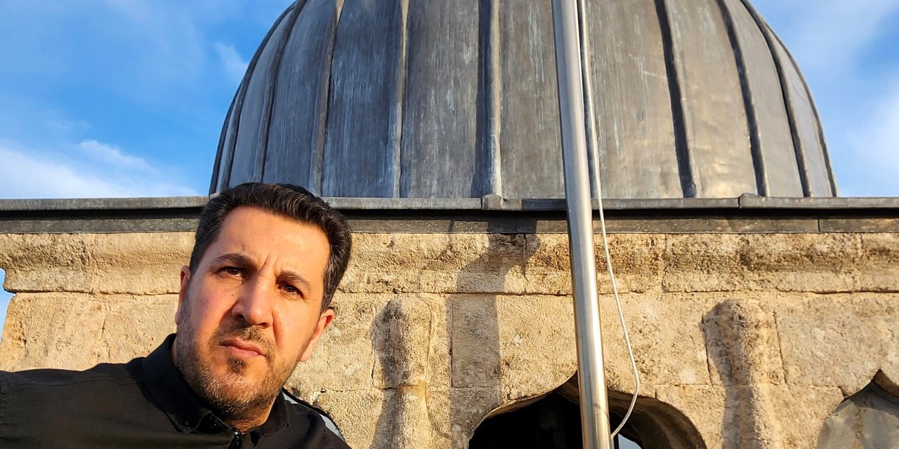 'Bayrak, Saat Kulesine Zarar Veriyor' Raporuna, Validen 'Herkes Haddini Bilecek' Uyarısı