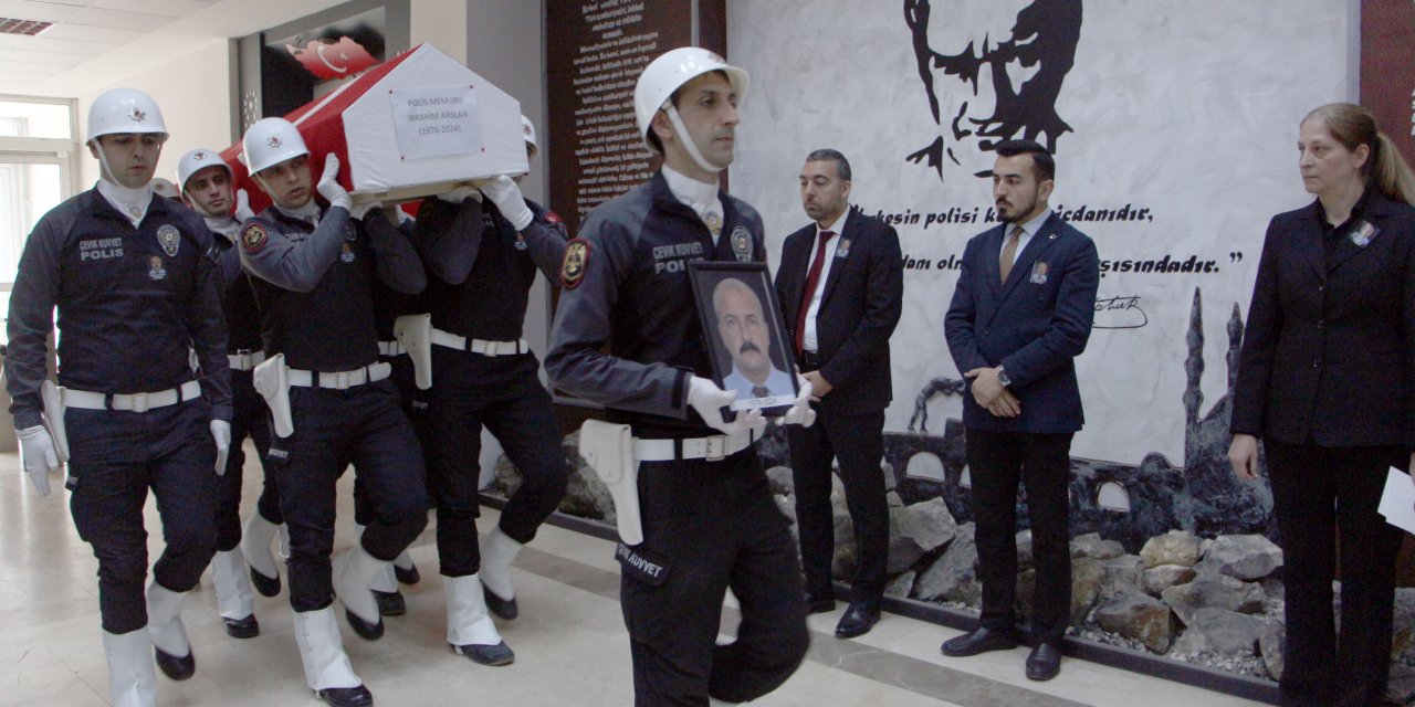 Edirne'de Yaşamını Yitiren Polis Memeru, Törenle Son Yolculuğuna Uğurlandı