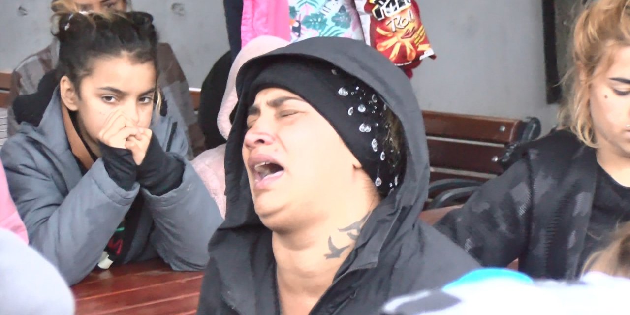 İstanbul - Edanur'un Cenazesi Töreni İçin Babasının Gelmesi Bekleniyor