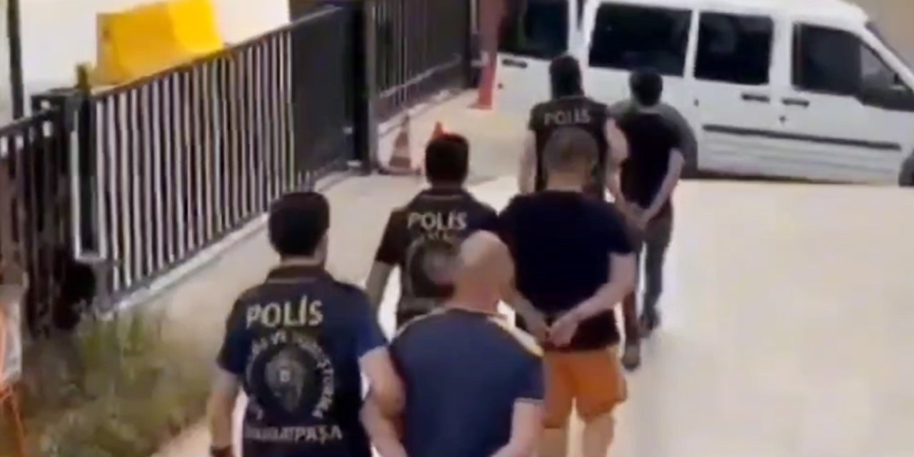 Banka Müdürünün Aracına Tehdit Mesajı Bırakan 3 Şüpheli Yakalandı