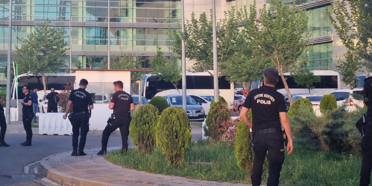 Küme Düşen Bursaspor, Diyarbakır’a Geldi: Zırhlı Araçlarla Otele Geçti