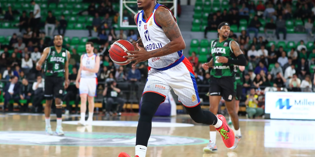 Anadolu Efes, Basketbol Süper Ligi’nde Normal Sezonu Lider Tamamladı