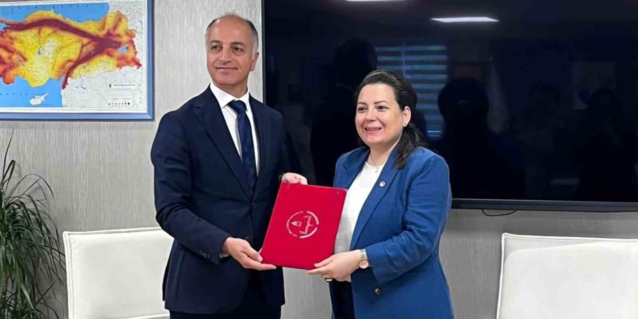 Selçuk Üniversitesi İle Milli Eğitim Bakanlığı Arasında İş Birliği