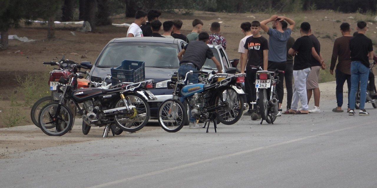 Trafiğe Kapalı Yol Motosiklet Yarış Pistine Dönüştü