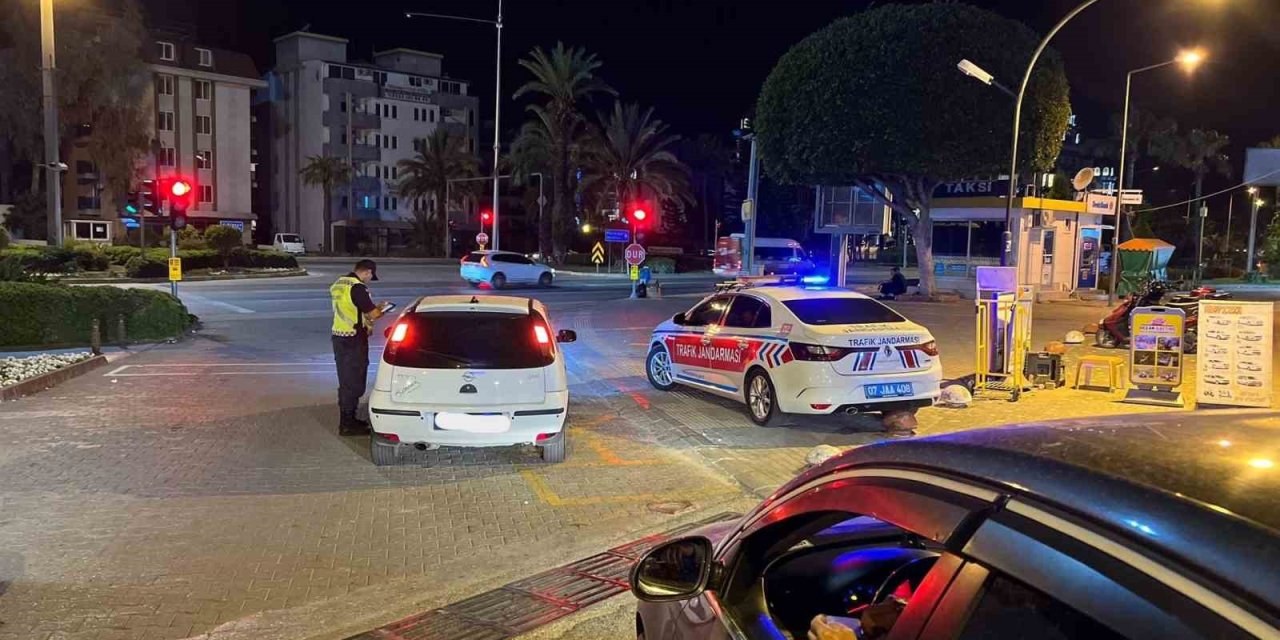 Alanya’da 8 Araç Trafikten Men Edildi