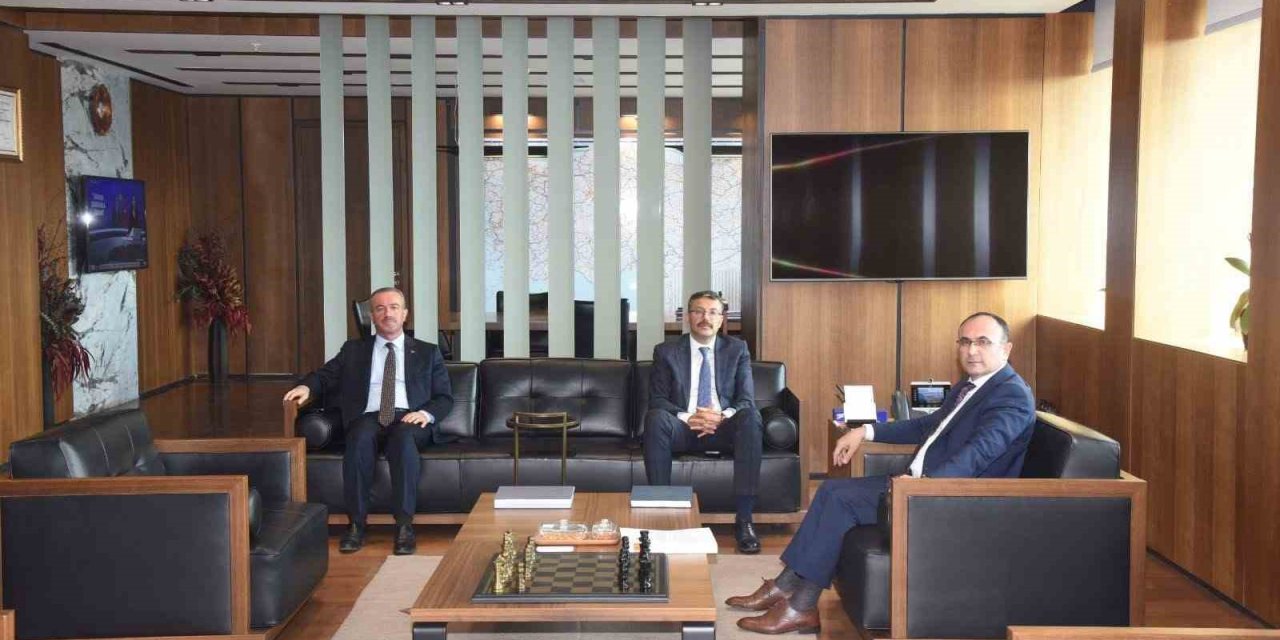 Vali Çelik: "Güzeldere Ve Yeni Köprü Tünelleri Bitirilmeli"