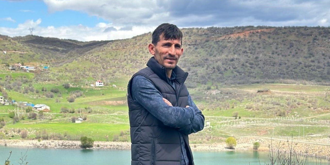 Yolda Yürürken 800 Bin Liralık Çekini Düşürdü, Bulana Ödül Verecek