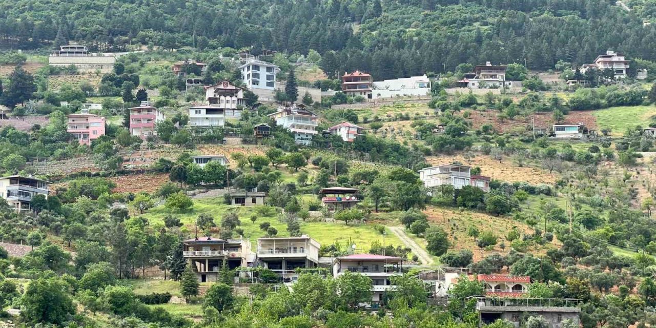 Kahramanmaraşlıların Vazgeçilmezi Bağ Evleri