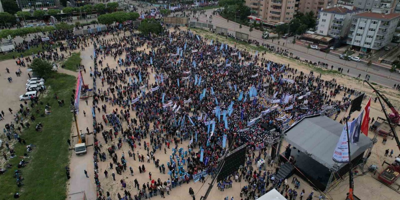 Bursa’da 1 Mayıs Coşkusu