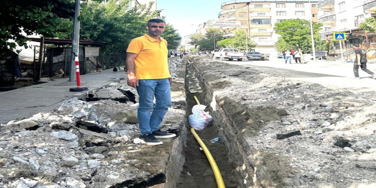 Kulp’ta Doğalgaz Altyapı Çalışmaları Sürüyor