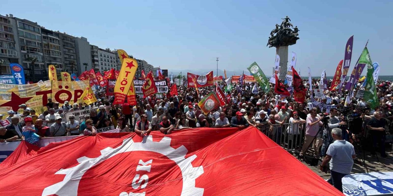 1 Mayıs, İzmir’de Coşkuyla Kutlandı