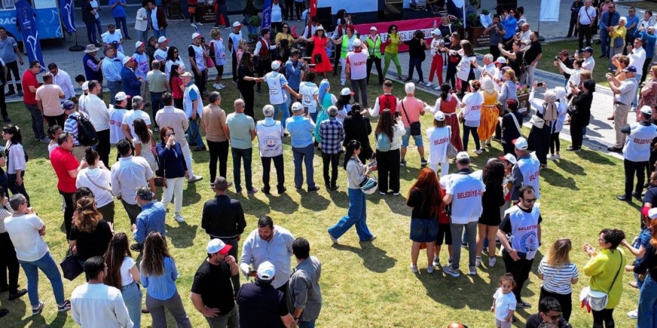 Kuşadası Belediyesi’nde 1 Mayıs Coşkuyla Kutlandı