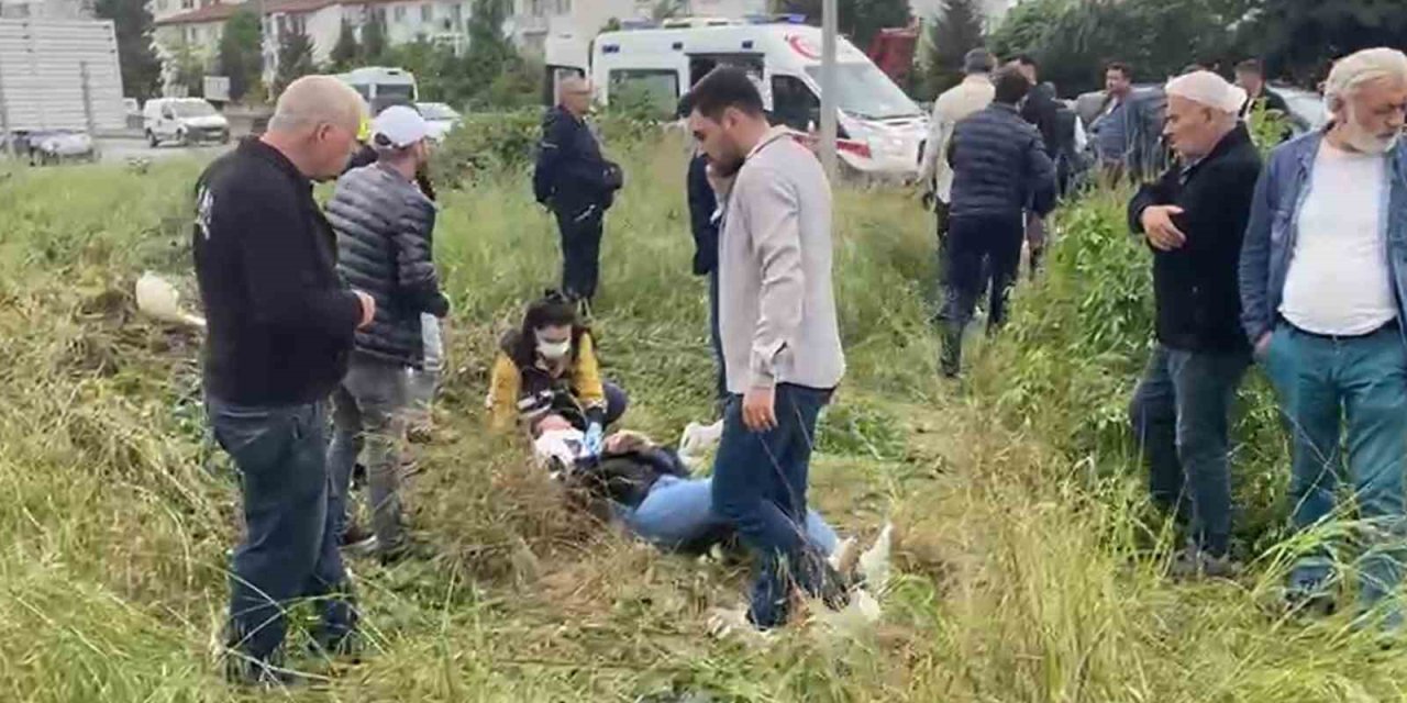Yalova’da 2 Otomobil Çarpıştı: 1 Yaralı